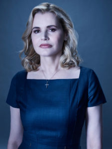 angela-rance-en-el-exorcista-fx-2